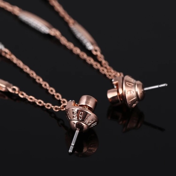 *SOLD*NWOT! Henri Bendel Earrings - Picture 7 of 7